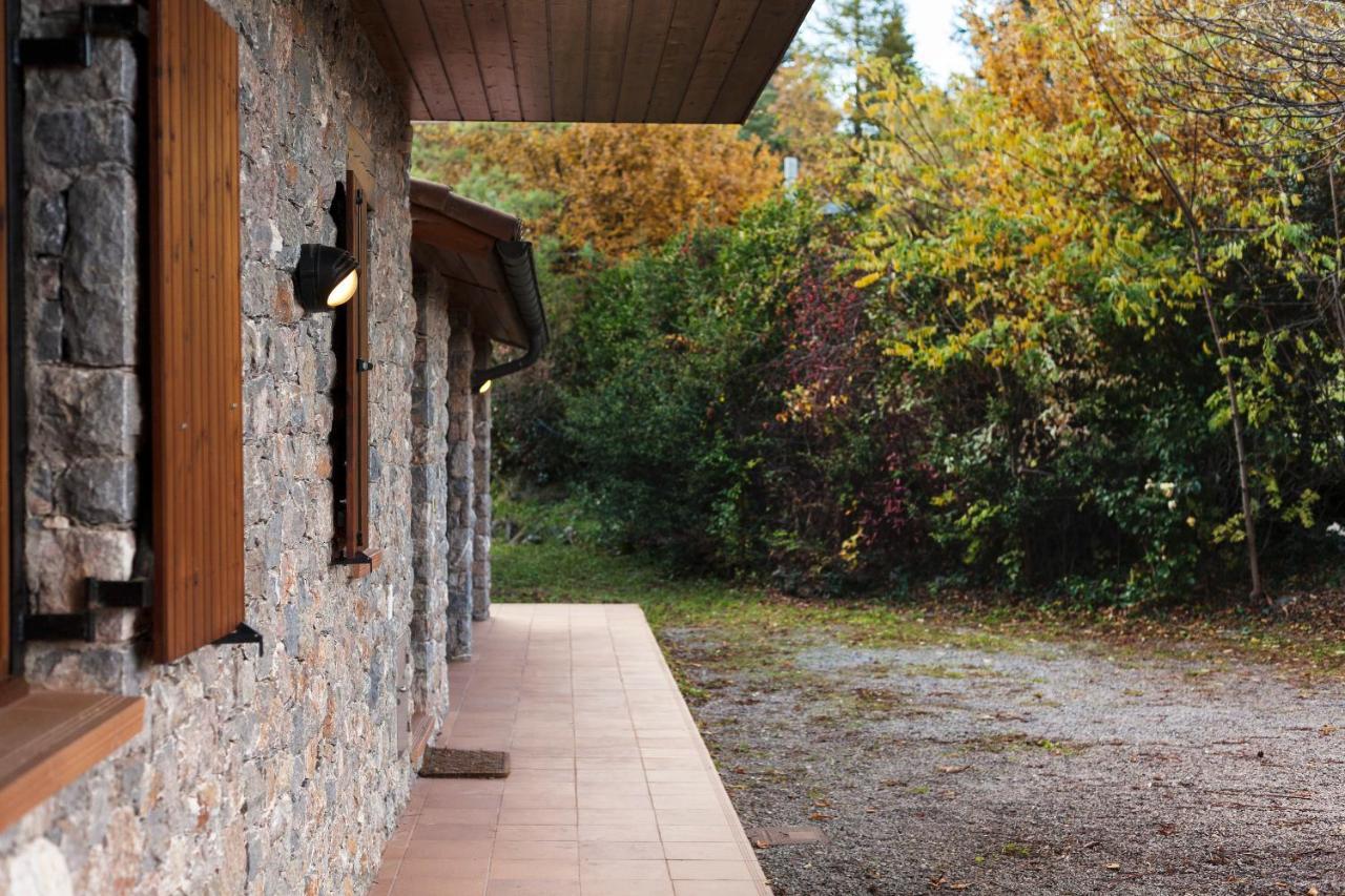El Refugi De Les Basses Villa Campelles Exterior photo